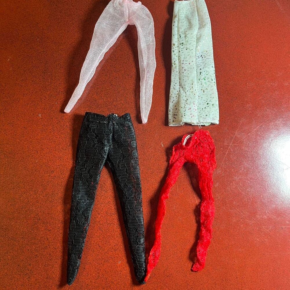 Barbie multi Dolls-accessories
